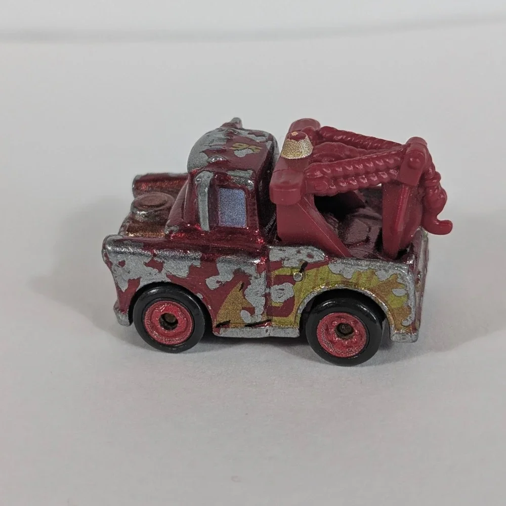 Mattel Disney Pixar Cars Rusteze Tow Mater Red Diecast Mini Racer FBG80